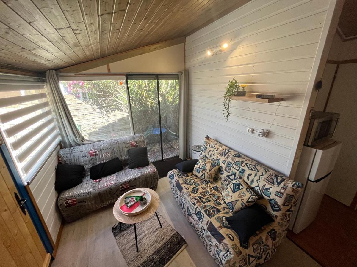 Chalet Agreable En Bord En De Mer. Le Port-des-Barques Exteriör bild