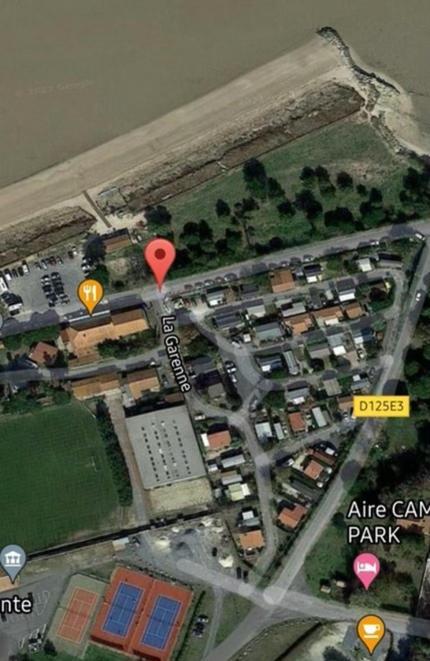 Chalet Agreable En Bord En De Mer. Le Port-des-Barques Exteriör bild